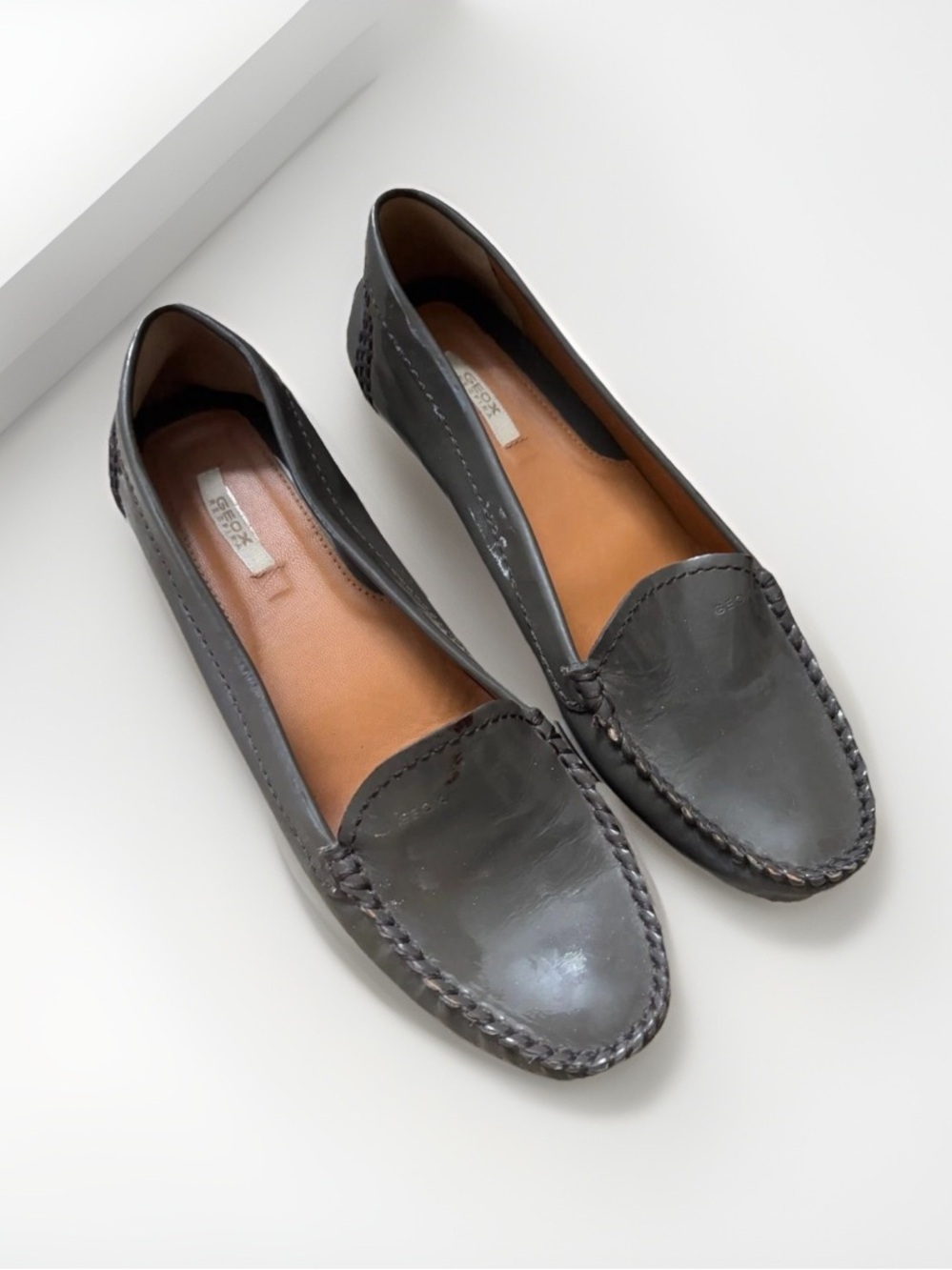 Geox Respira Gray Patent Leather Driving Loafers Flats Size 37 US 7 Preppy